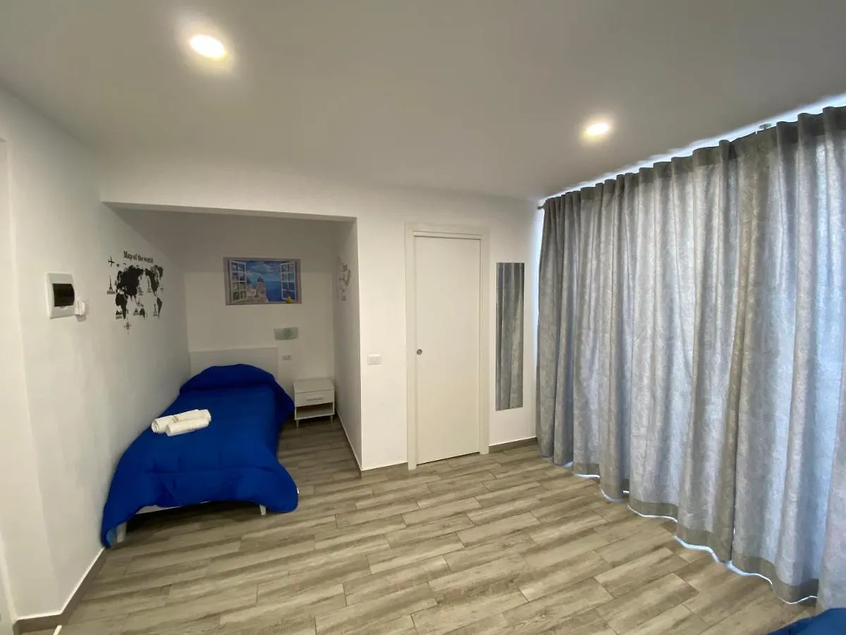 ** Pensjonat In Centro Rooms Vicino Cefalu Self-Chek-In Campofelice Di Roccella Włochy