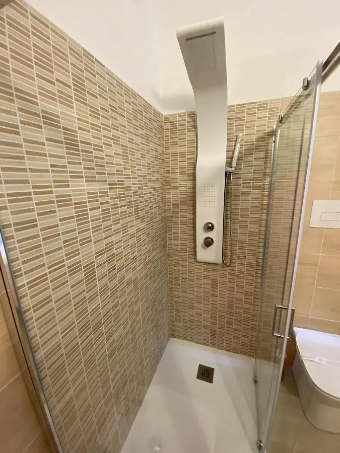 In Centro Rooms Vicino Cefalu Self-Chek-In Campofelice Di Roccella 2*,