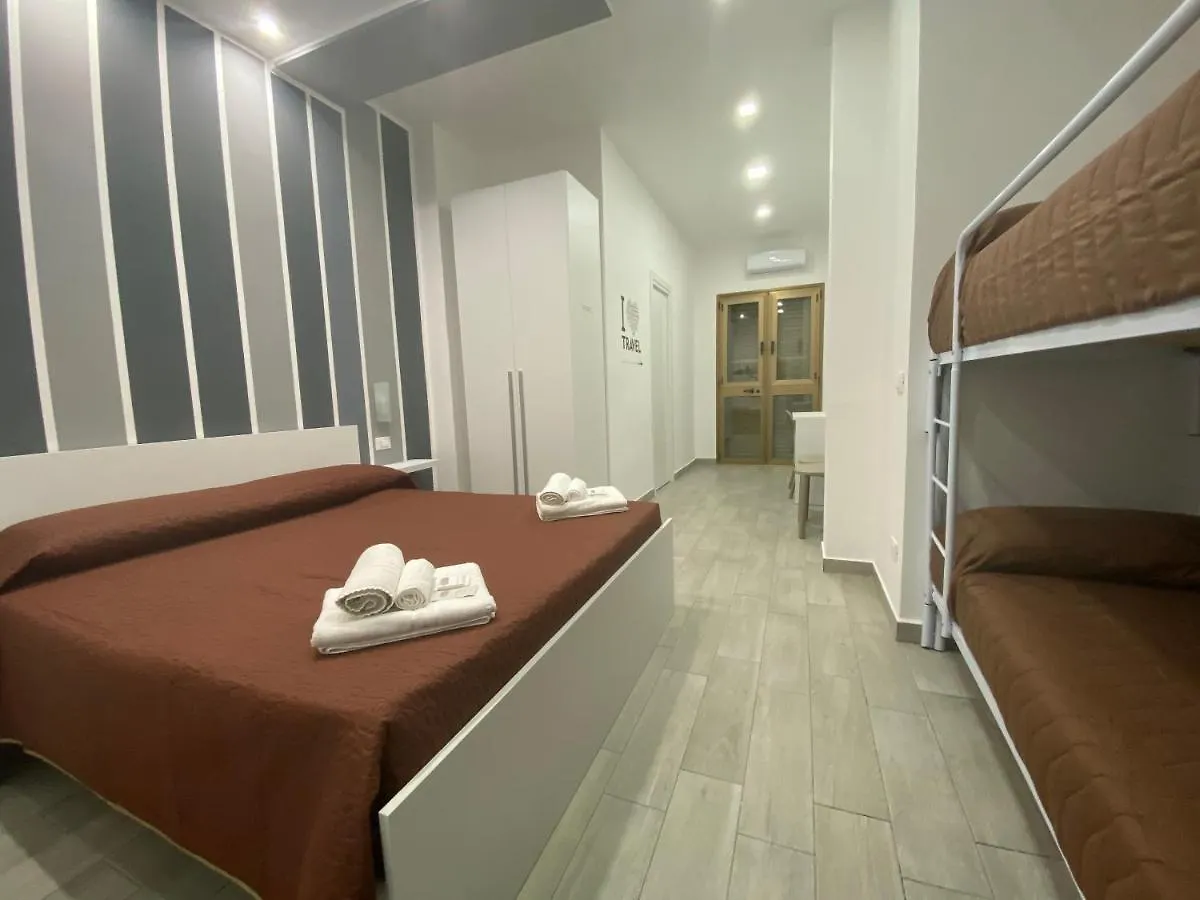 In Centro Rooms Vicino Cefalu Self-Chek-In Campofelice Di Roccella 2*,