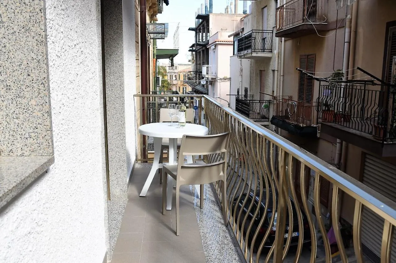 In Centro Rooms Vicino Cefalu Self-Chek-In Campofelice Di Roccella Guest house
